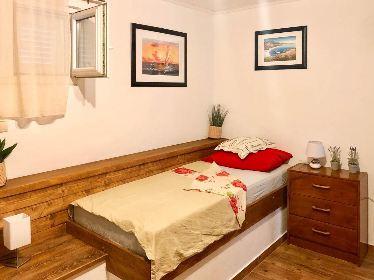 Apartments Mokalo 오레비츠 외부 사진